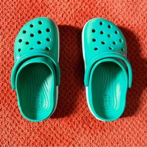 ❤️Host Pick❤️Kids Green Crocs